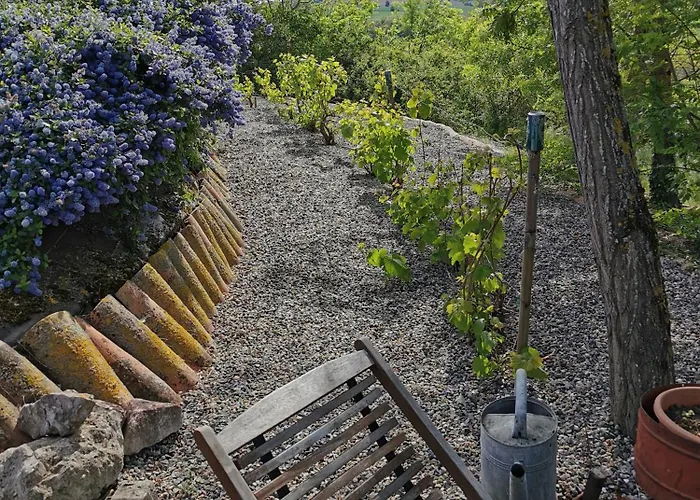 La Vie Est Belle Couette-café 3*