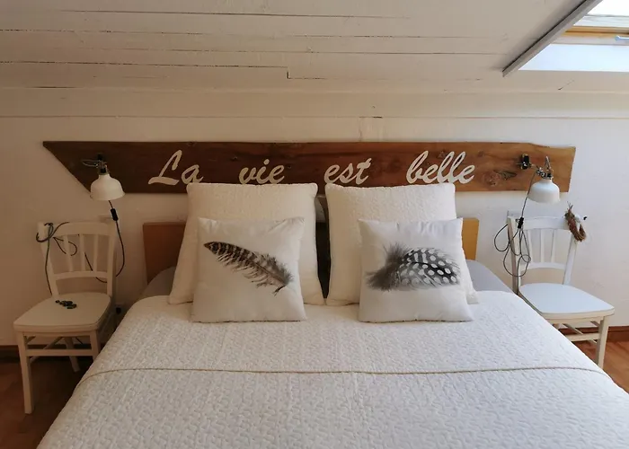 La Vie Est Belle Bed & Breakfast Laymont